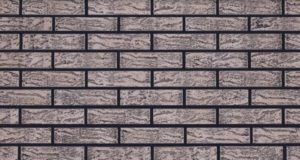 Кирпич: свойства и преимущества