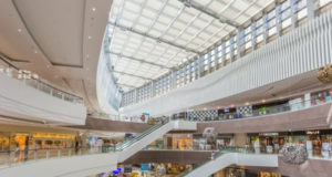 В Некрасовке реконструируют торговый центр