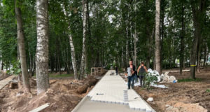 В Королеве благоустраивают сквер имени Лизы Чайкиной