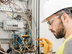 Преимущества профессии электрик