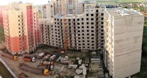 Против новых долгостроев