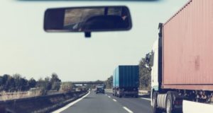 Более 200 дорожных объектов построят в России по нацпроекту в 2023 году