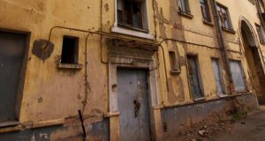 100 жителей аварийных домов получили ключи от новых квартир в Волгоградской области