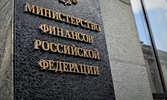 Компании, не являющиеся членами СРО, не могут обжаловать действия госзаказчиков, сообщается в письме Минфина