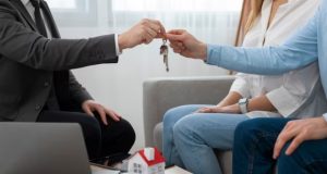 Число оформленных за год ДДУ на квартиры впервые превысило 100 тыс. в Москве