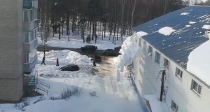 Как предотвратить снежные лавины с крыш: выбор снегозадержателей