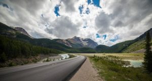 Нормативам отвечает лишь около 54 процентов автодорог