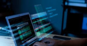 Регуляторы опасаются резкого перехода иностранных машин на российское ПО