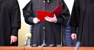 Держать ВВ на контроле!