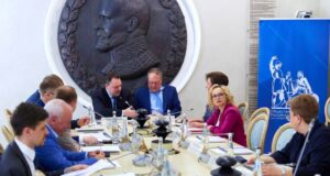 Каковы причины роста цены «квадрата»?