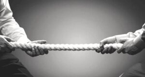 Деструктивное двоевластие