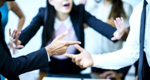 Кто здесь власть?