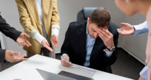 Максимальное число ДДУ с эскроу оформили в Москве с начала года, но это не покрывает долги девелоперов