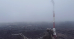 «Бутерброд из бетона и металла» — уникальная труба демонтирована в Заполярье