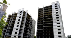 Долгостроев стало на 132 меньше