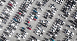 В Москве предложили строить меньше парковок