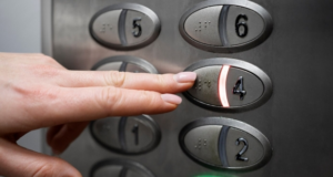 Темпы замены лифтов в РФ замедлились на 25%