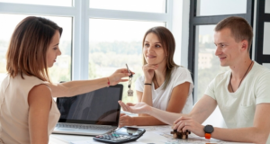 Доля сделок с ипотекой в новостройках Москвы упала до 40% в октябре