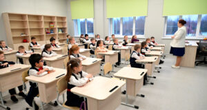 Вывести все школы из «красной зоны»