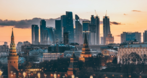 В Москве в 2026 году завершат строительство квартала с ультратонкими башнями