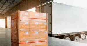 Безопасность на поддонах: как ваш груз становится бронированным