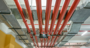 Более 2 тыс. км коммунальных сетей обновили в РФ с участием федбюджета за 2 года