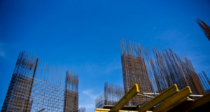 В России снизилась доля активных проектов в стальном строительстве