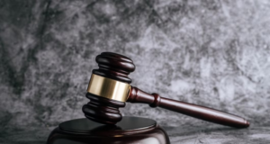 Экс-глава правительства Красноярского края получил 3,5 года колонии по делу о строительстве метро