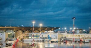 «Газпром нефть» увеличит поставки битумных материалов в аэропорт Пулково