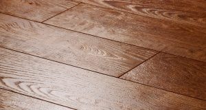 Ламинат с фаской — достоинства и недостатки