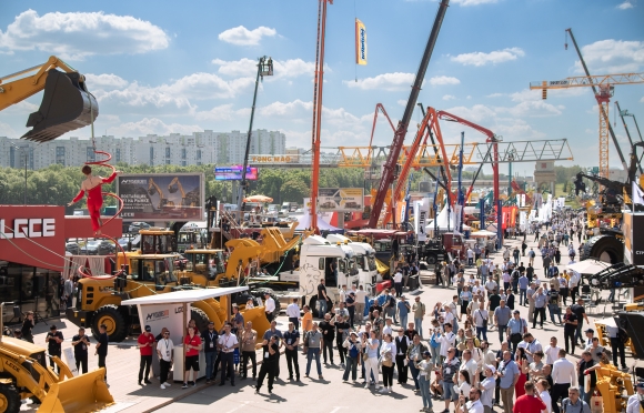 EXPO 2025: 4 дня бизнес-драйва на масштабной синергии отраслевых выставок СТТ Expo, COMvex, CTO Expo, Logistika Expo
