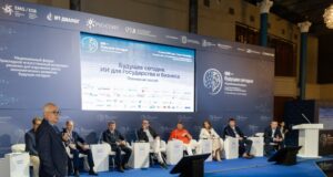 Алгоритмы у власти: как ИИ переписывает правила конкуренции в глобальных отраслях