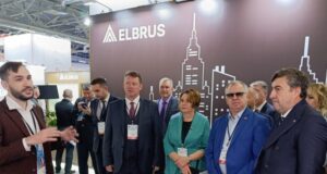 Лифтовый праздник в России