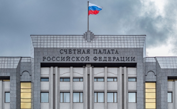 Более 50% строительных закупок в соцсфере регионов проходит без конкуренции