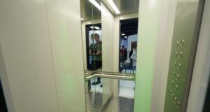 Лифты Щербинского лифтостроительного завода признали лучшими