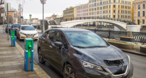 Минстрой установил требования развития инфраструктуры электроавтомобилей