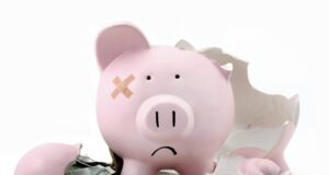 Строительство – лидер по задержкам зарплат строителям