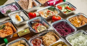 Еда, которая работает: практическое руководство по организации корпоративного питания