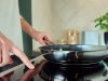 Как пользоваться электрической плитой: советы для моделей с сенсорным и механическим управлением