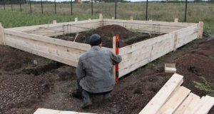 Диагонали равны, а дом неровный. Как это возможно? (все варианты)
