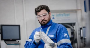 «Газпром нефть» и Владимирская область договорились о расширении поставок битумов и масел