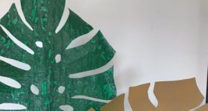 Прогладила утюгом мусорный пакет и кусок полиэтилена. Посмотрите, что из этого получилось