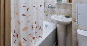 Реставрация чугунной ванны эмалью: советы и инструкция