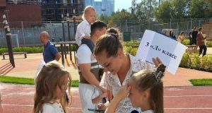 Новые школы все больше напоминают дворцы, но пройти в них журналистам не всегда удается